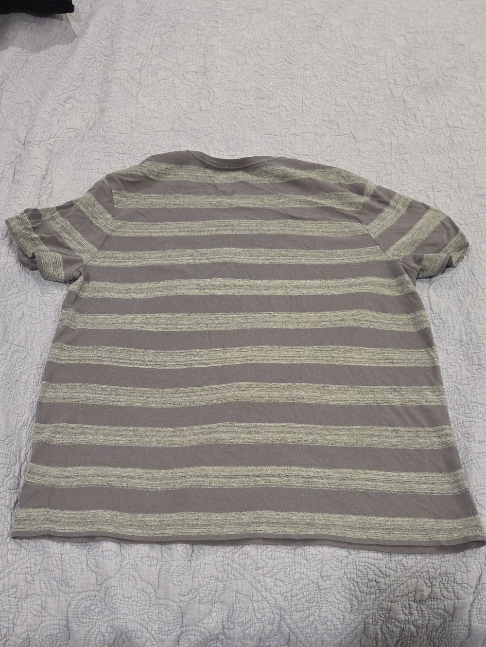 Banana Republic Gray  Striped Short Sleeve Tee Size XL!